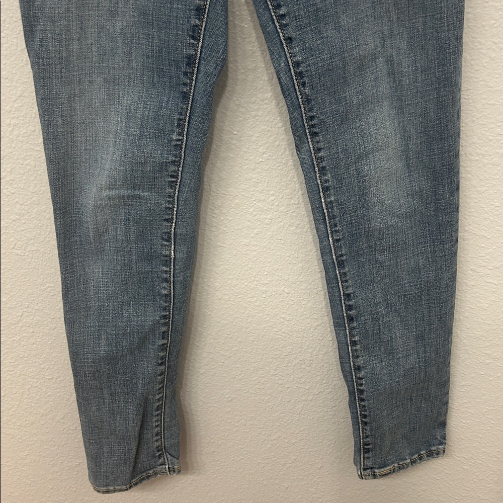 Levi Strauss Blue Jeans - Picture 2 of 8